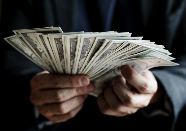 Combien rapporte 1 million euros placé : devenez rentier